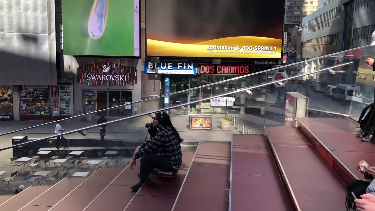 [Coronavirus] Times Square Manhattan New York after corona virus national emergency 3/18/200