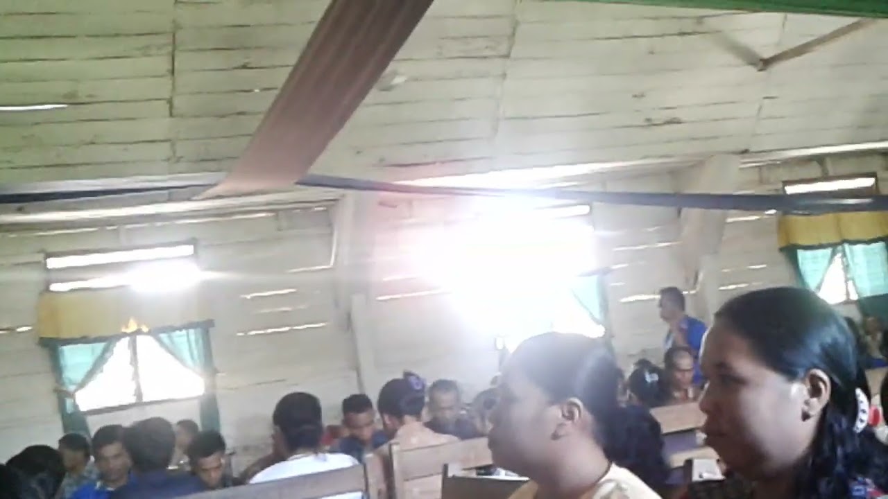 Perjamuan Kudus Jumat Agung Tahun 2017 GTM Jemaat Immanuel Buangin Oleh Pdt.Decki Wantania, S.Th. 🙏