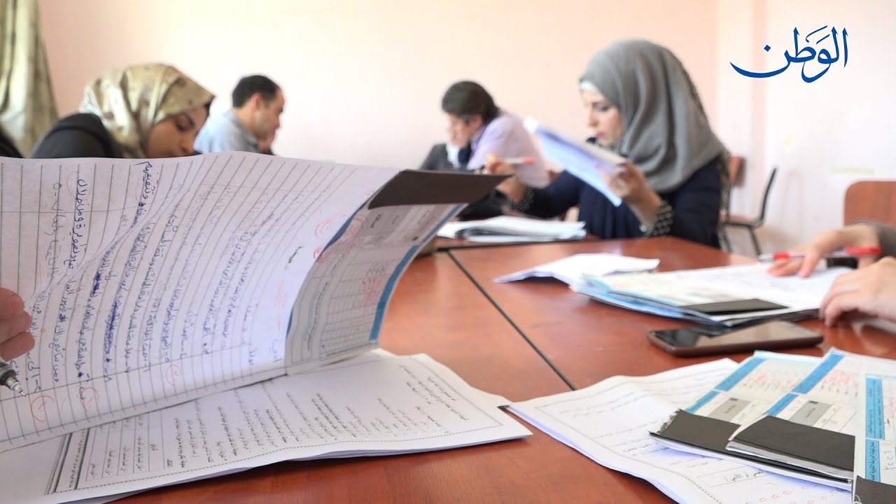 الوطن في أحد مراكز تصحيح امتحانات الثانوية العامة بريف دمشق