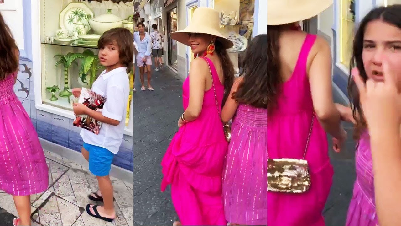 Thal&iacute;a y su familia disfrutan de las calles de Capri, Italia | 07 08 2019