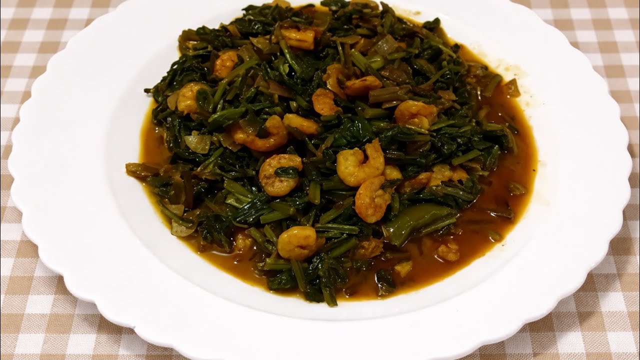 Healthy Palak Prawns | Protein Rich Lunch Recipe | Simple & Flavorful