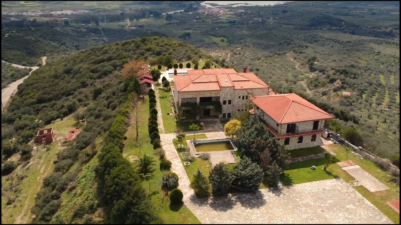 Κastraki village: Η εγκατάλειψη