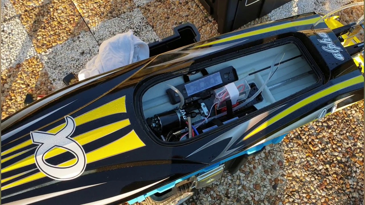 Session bateau Alpha de chez Amewi et Power Deluxe