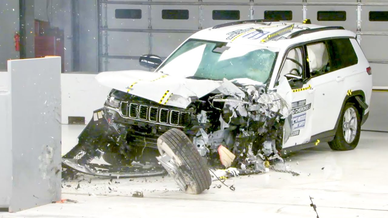 Jeep Grand Cherokee Crash Test
