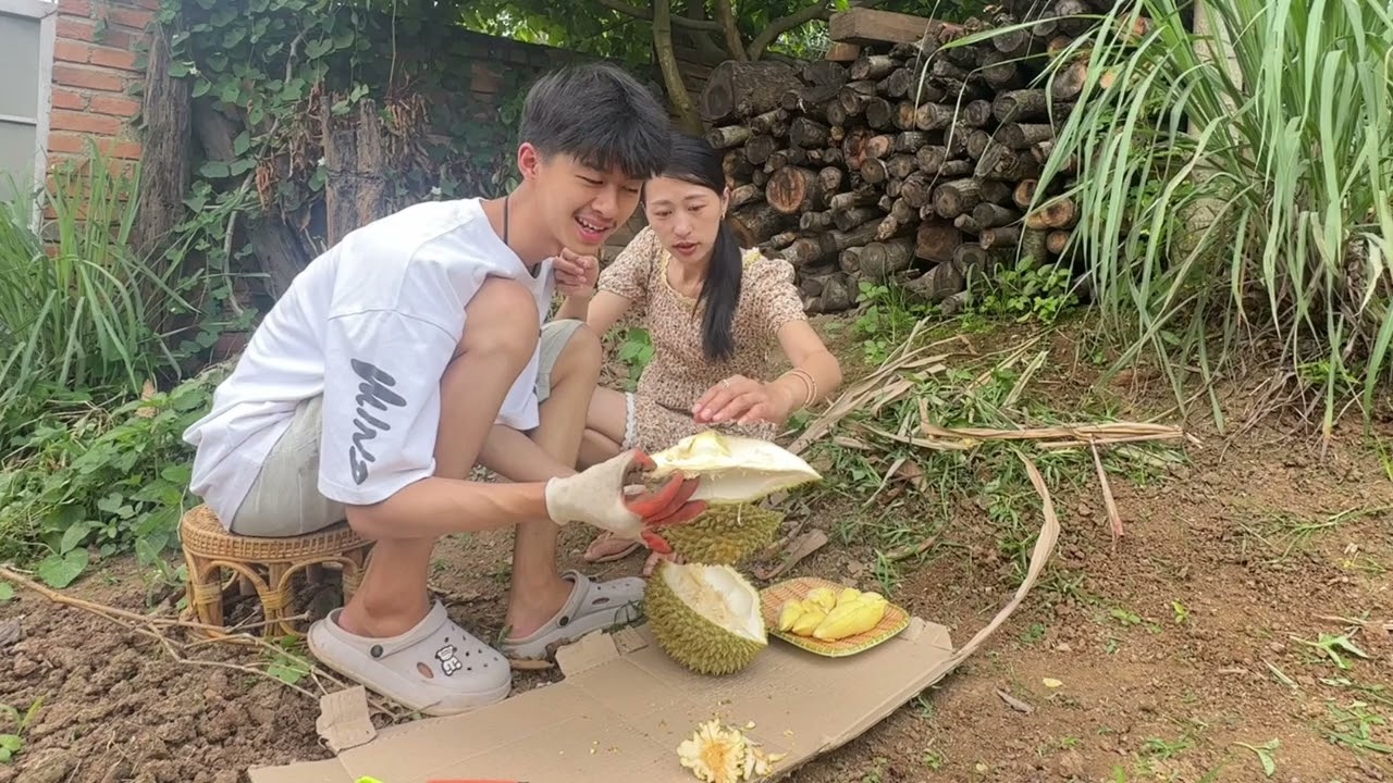 ได้กินแล้วค่ะ ทุเรียน ลูกเป็นแสน