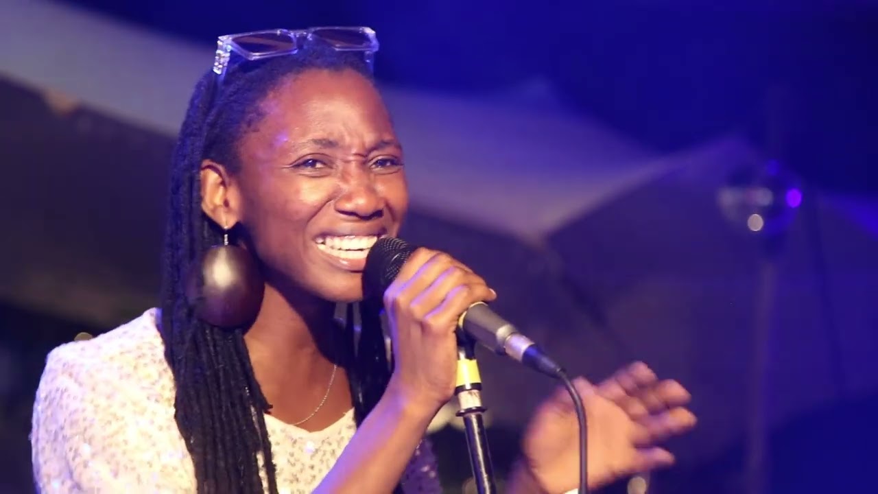 FUNKY LULA  - Funky Town  - Live in Mozambeat 2023 (original song by Lipps Inc.)