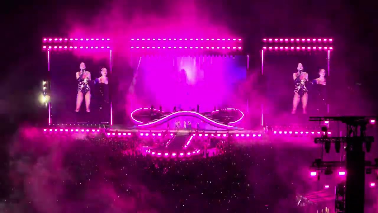 Dua lipa London night 2 act encore