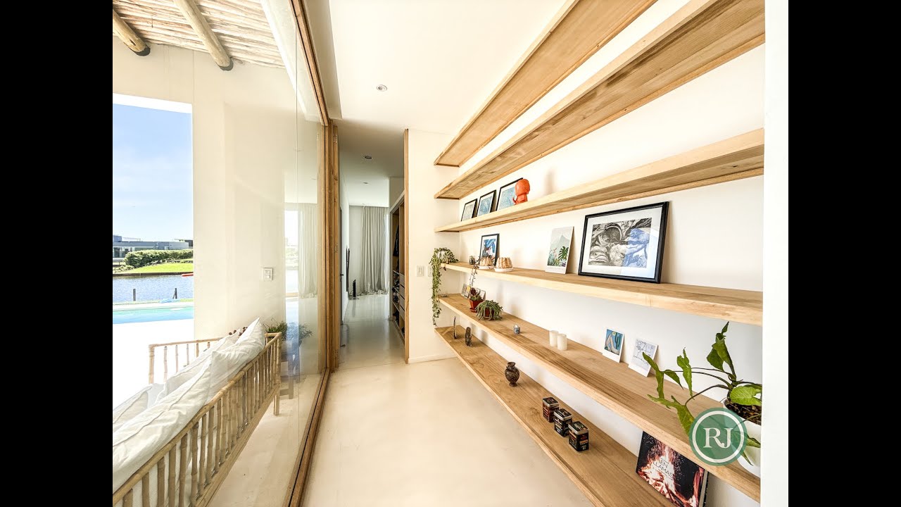 Casa en venta a la laguna El Naudir - Escobar