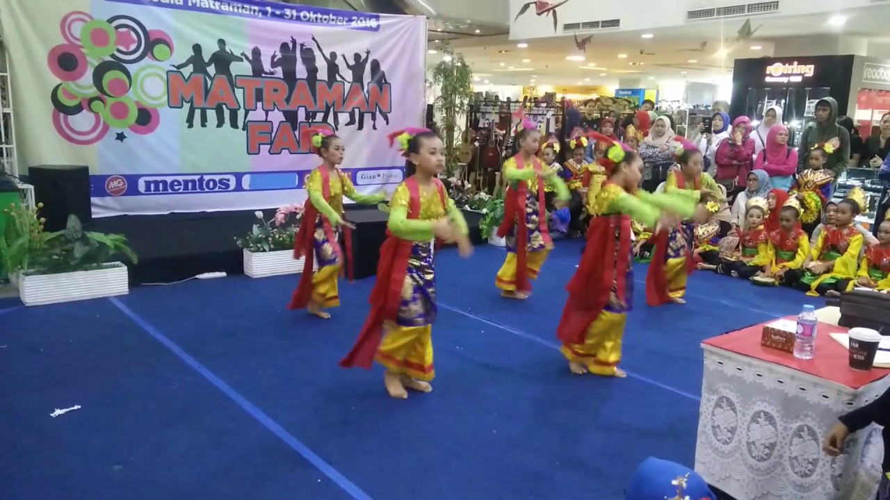 Bambung Ranggae w/ Palapa @ Indonesian Traditional Dance Competition - Matraman Fair Jkt