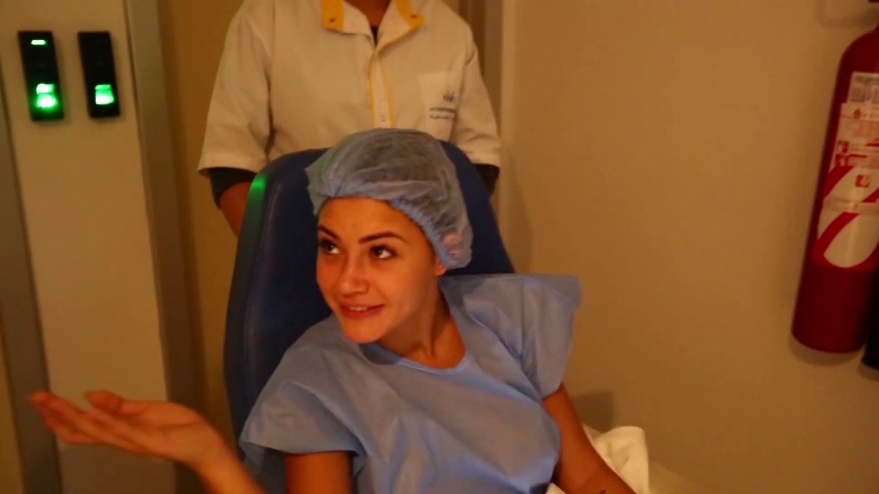 Alix en Tunisie pour refaire les oreilles 💉😱