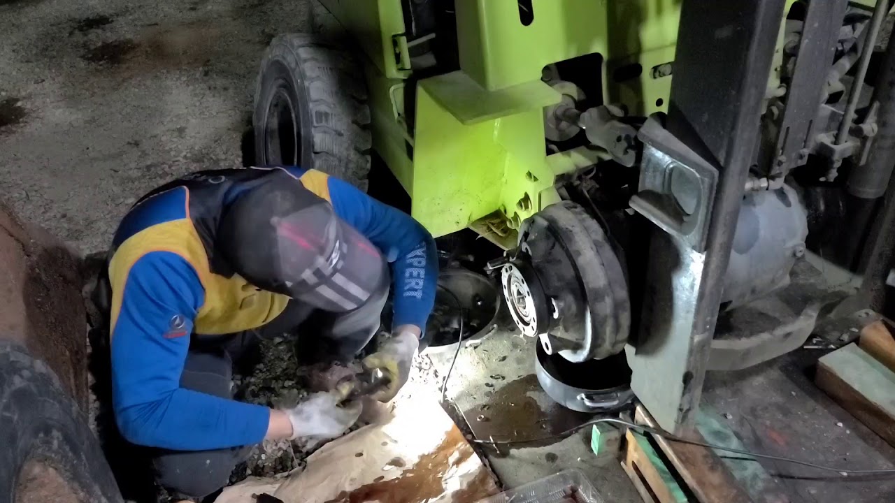 지게차 사이드 브레이크가 안되었던 이유.....