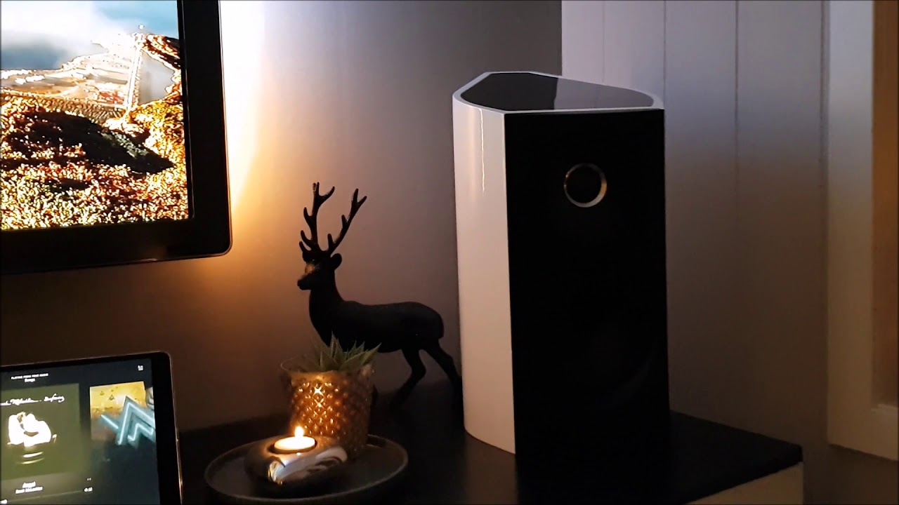 Hegel H160 and Sonus Faber Venere 2.0. B&W PV1 Subwoofer.