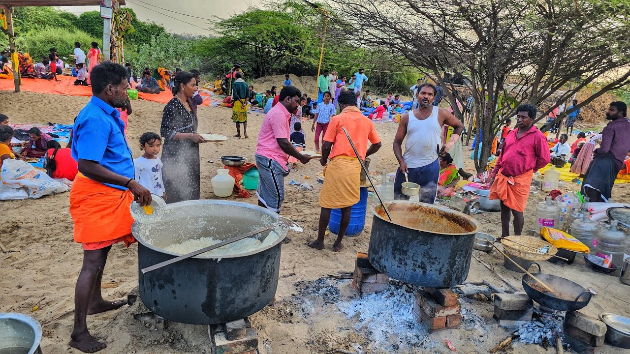 கடல்கரை ஓரத்தில் மட்டன் கறி விருந்து அதிசியம் கடல் அருகில் நல்ல தண்ணீர் இருக்கு