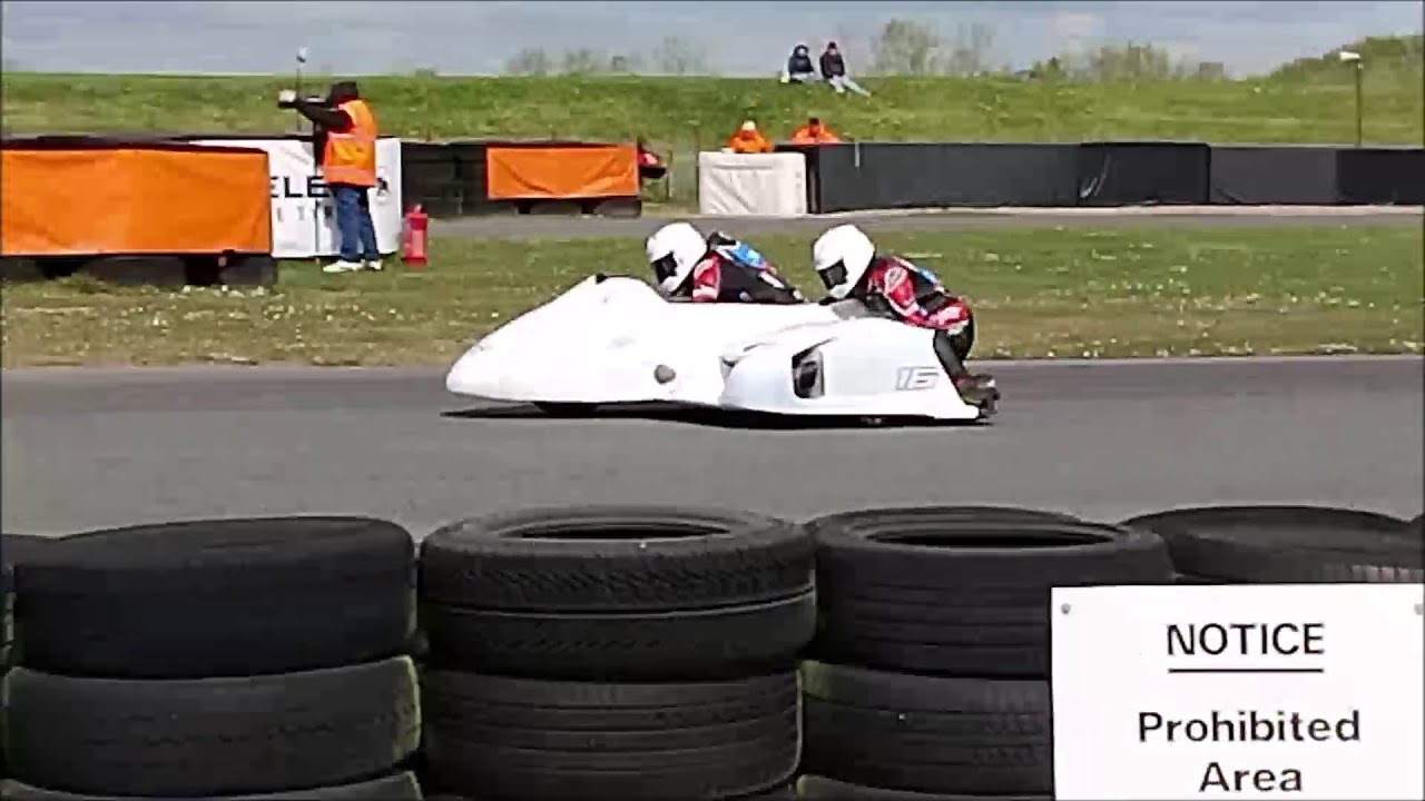 Darley Moor - Round 1 - Sidecars Race 1 - 13th April 2025