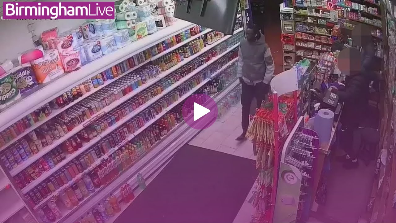 Chwila, w kt&oacute;rej osoba ubiegająca się o azyl &bdquo;kupuje alkohol i tańczy po zab&oacute;jstwie śrubokrętem w...