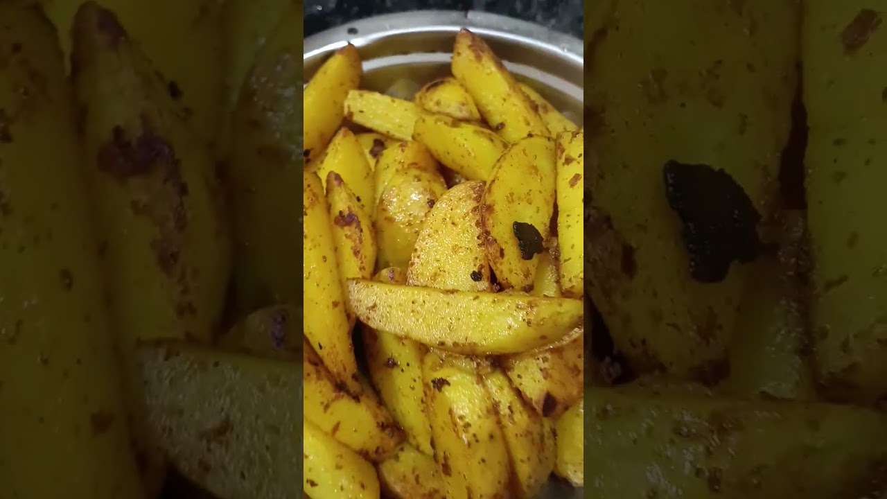 দেখে বন্ধুরা আমি রান্না করতেছি রুই মাছ দিয়ে আলু মাছের ঝাল 🌶️🌶️🐟🐟🌶️🌶️