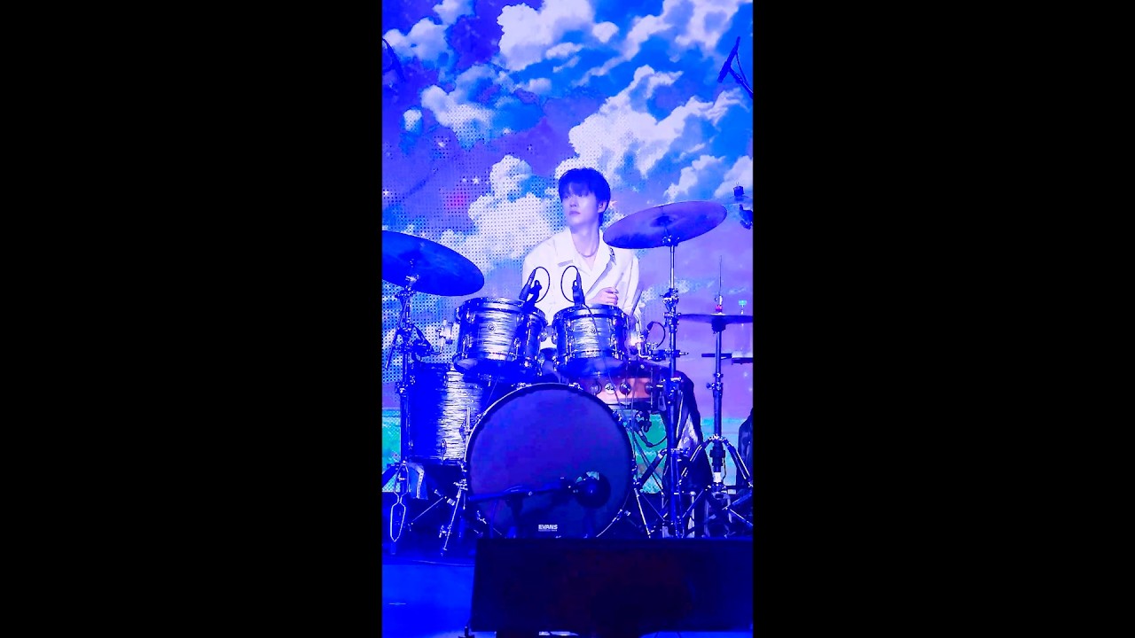 V01D ON CAM | 'The One' SONG UCHAN CAM @1st Mini Album [01] Debut Showcase