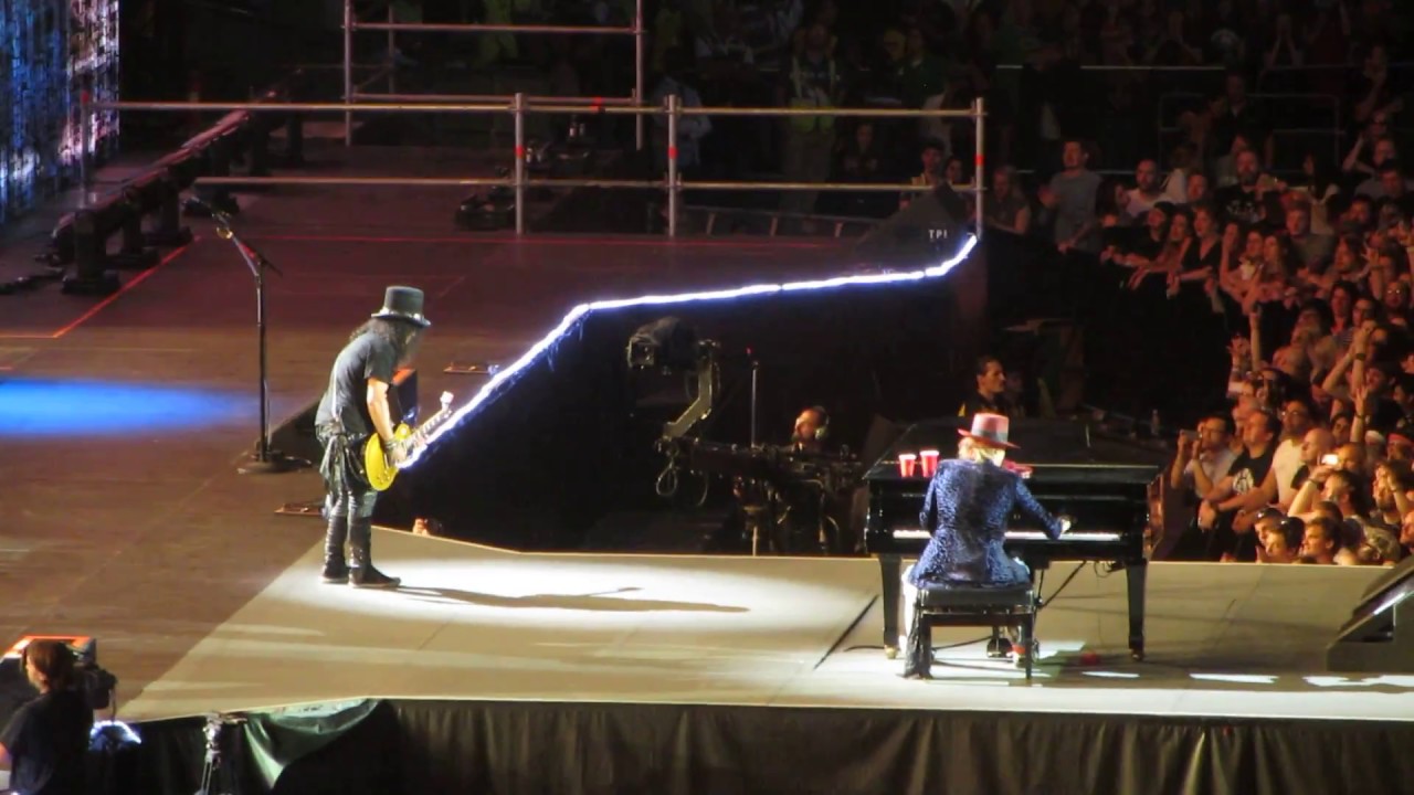 Gun's N' Roses - November Rain Live @ London Stadium