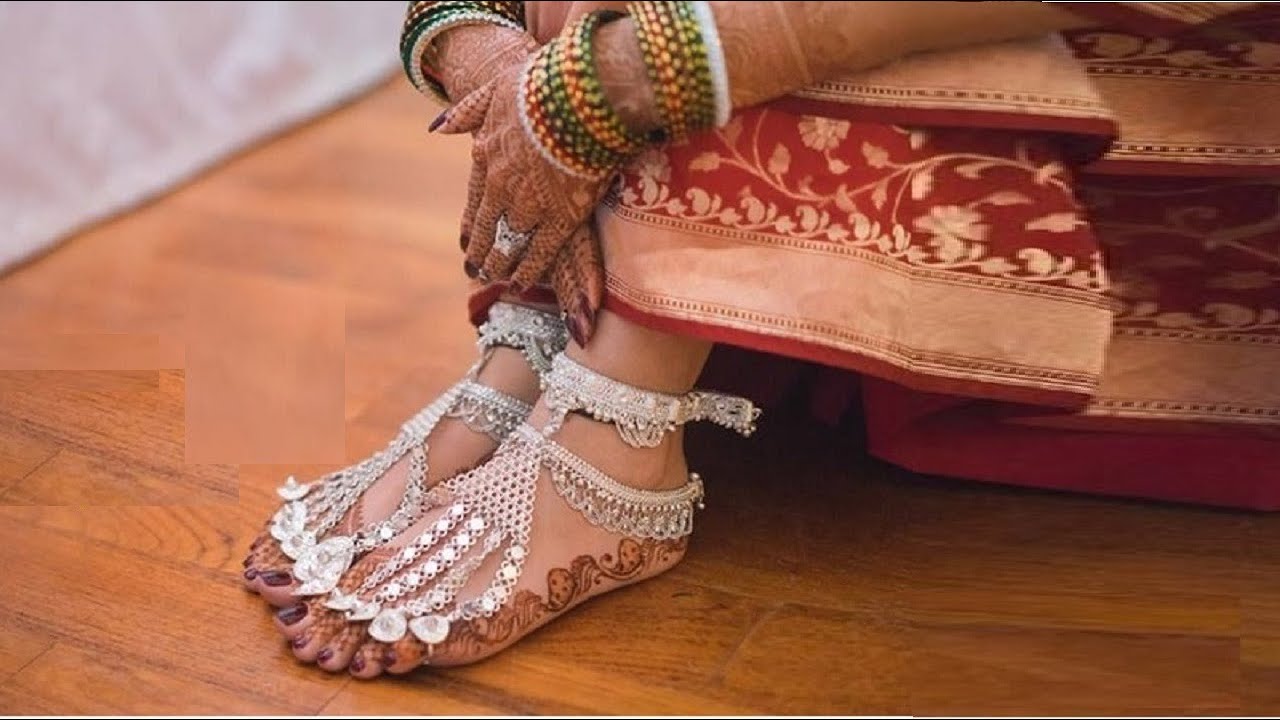 Серебряный браслет-цепочка с кольцом на палец ноги специального дизайна | Коллекция Chandi Ki Bic...