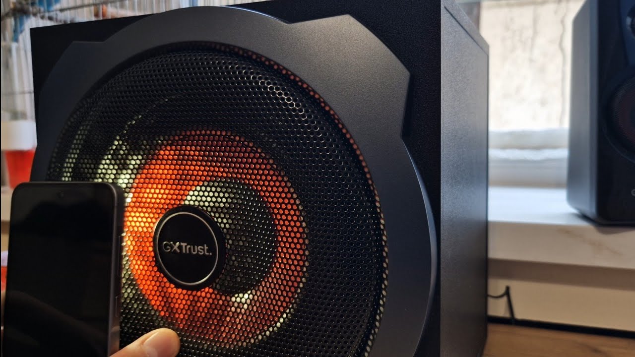 This pc speaker that I got for crismas (sorry for posting this late)