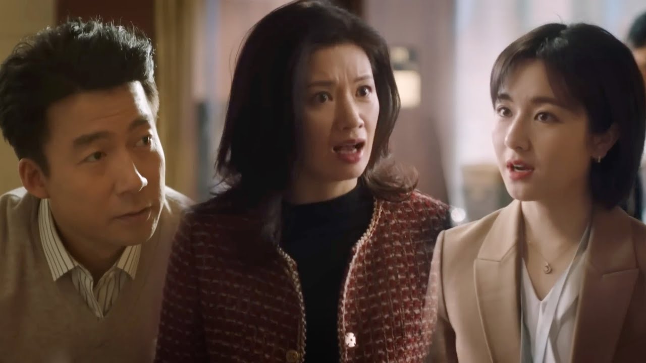 总裁为不分财产，离婚前断了富太太经济来源，逼得她去美容店退卡还被嘲讽！ #一路朝阳  #李兰迪 #王阳