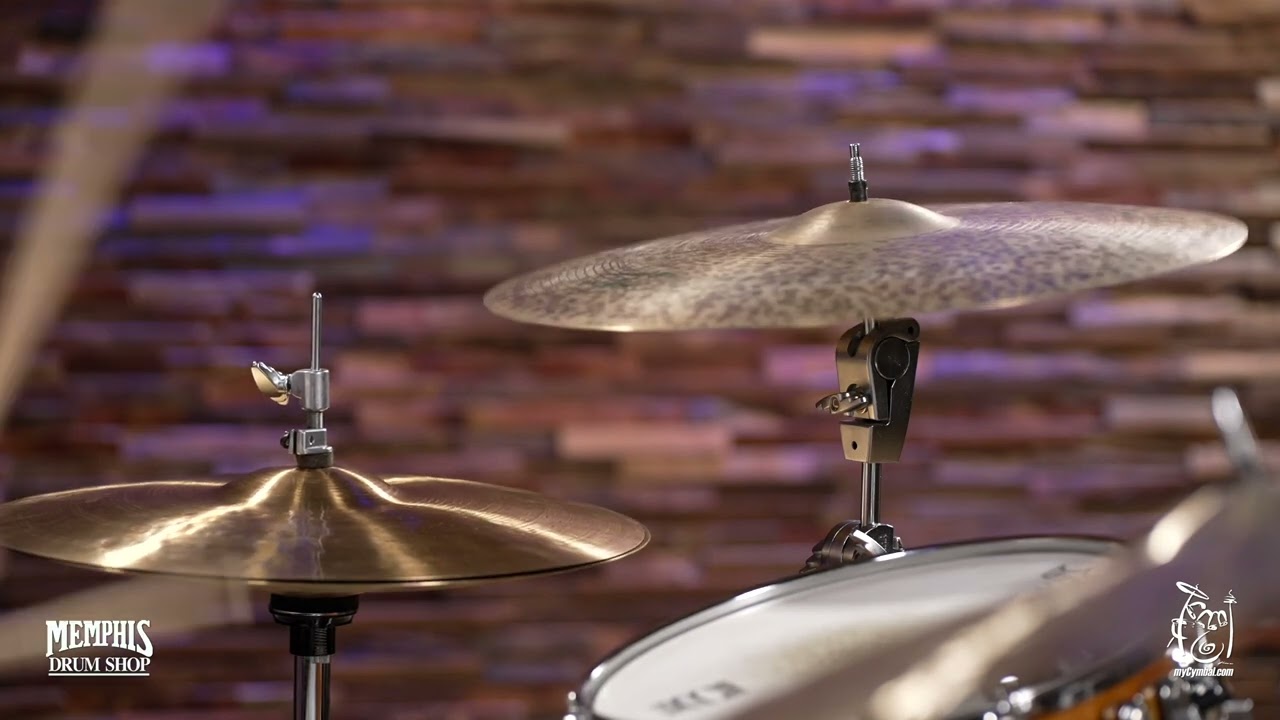 Istanbul Agop 18" Agop Signature Crash Cymbal - 1226g (AGC18-1052225Q)