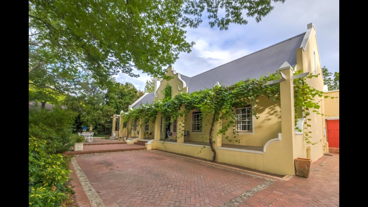 6 bedroom house for sale in Parel Vallei | Pam Golding Properties