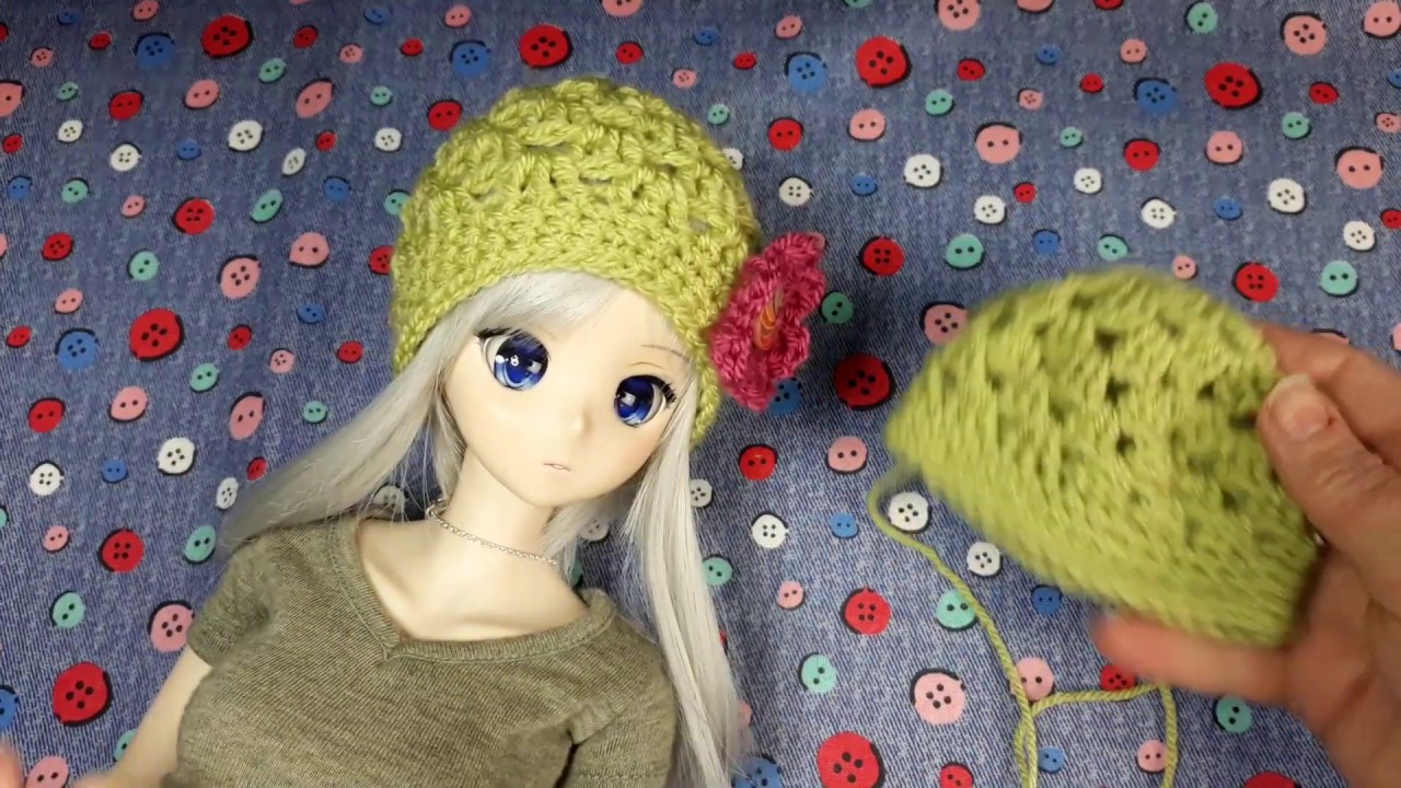 #Crochet #tutorial for a #beanie hat to fit #Smartdoll by Danny Choo or similar 8-9 inch doll heads