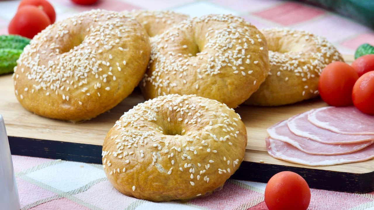 Bagels - recept za najbolja peciva za sendviče! • ReciPeci Sandre Gašparić