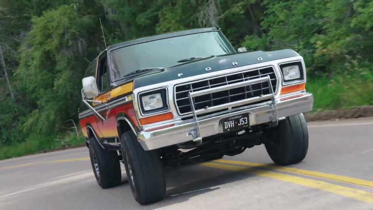 Coyote Powered 1979 Bronco.  Original Chromatic Stripes.