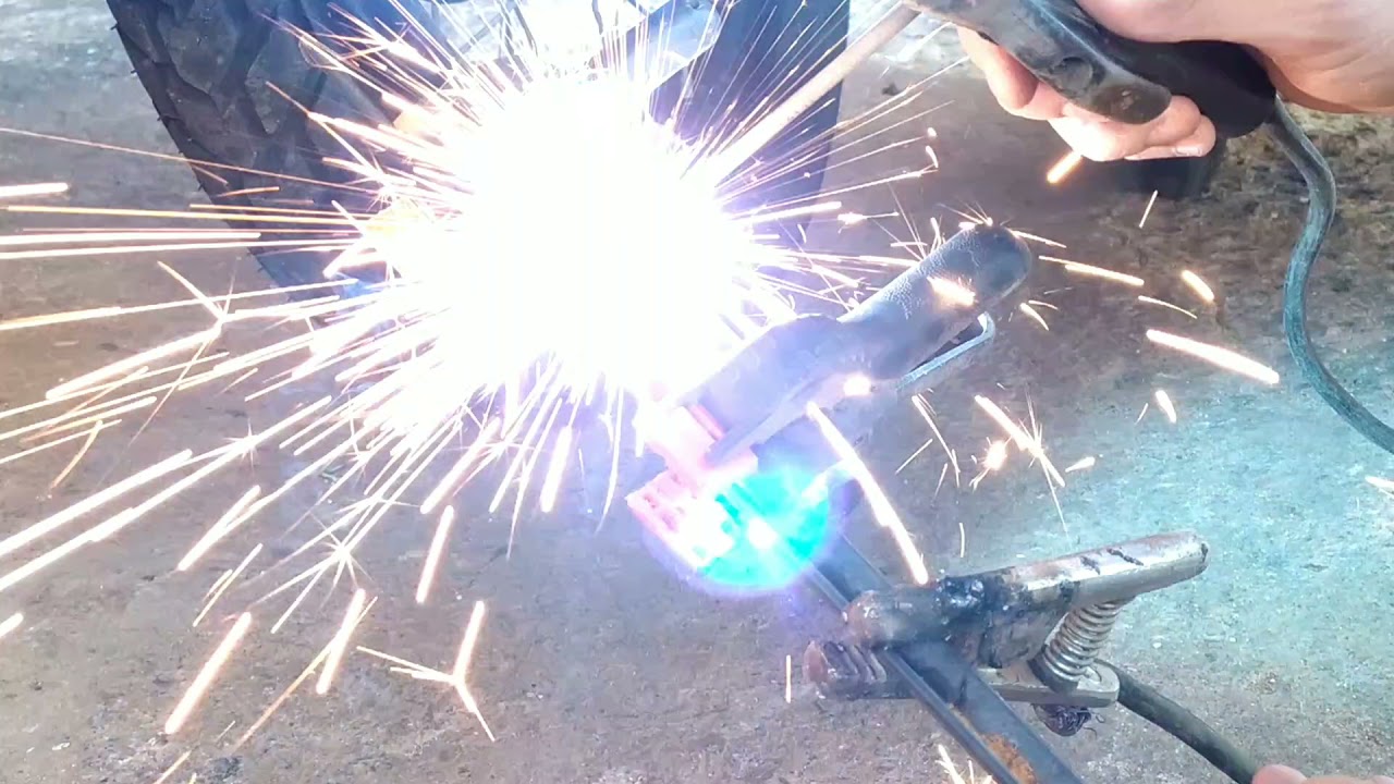 Aumentando (alongando) pezinho da XRE com suspensão elevada