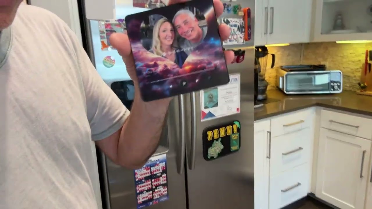 Musical Fridge Magnet with Custom Picture Review & Unboxing    4K