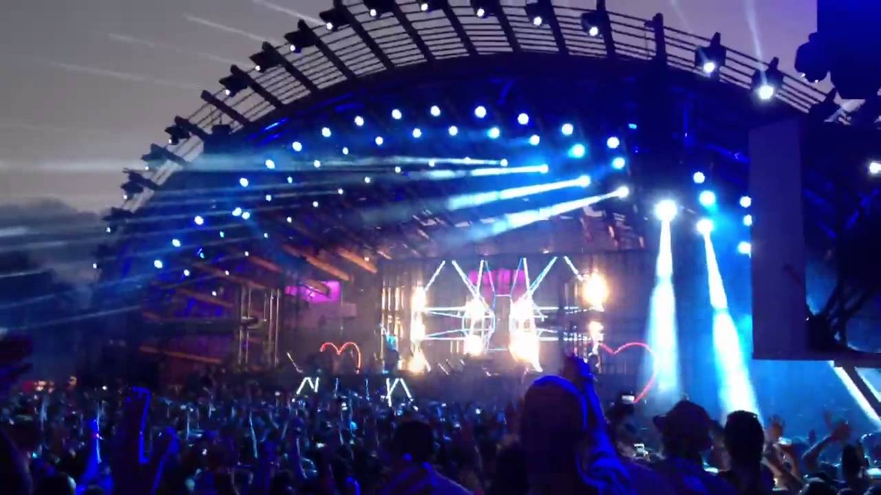 David guetta @ Ushuaia - titanium (far away)