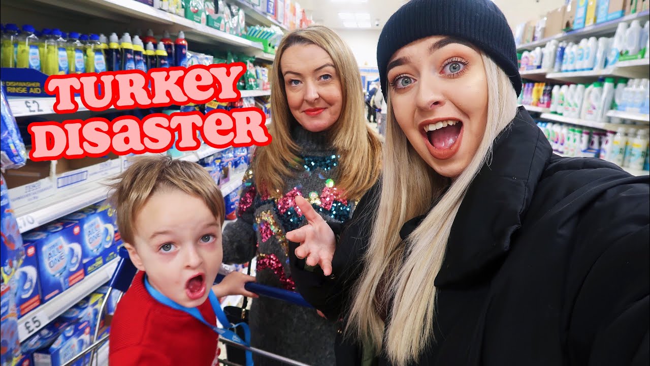 TURKEY DISASTER.. CHRISTMAS FOOD SHOP & A MAGICAL Christmas Eve!