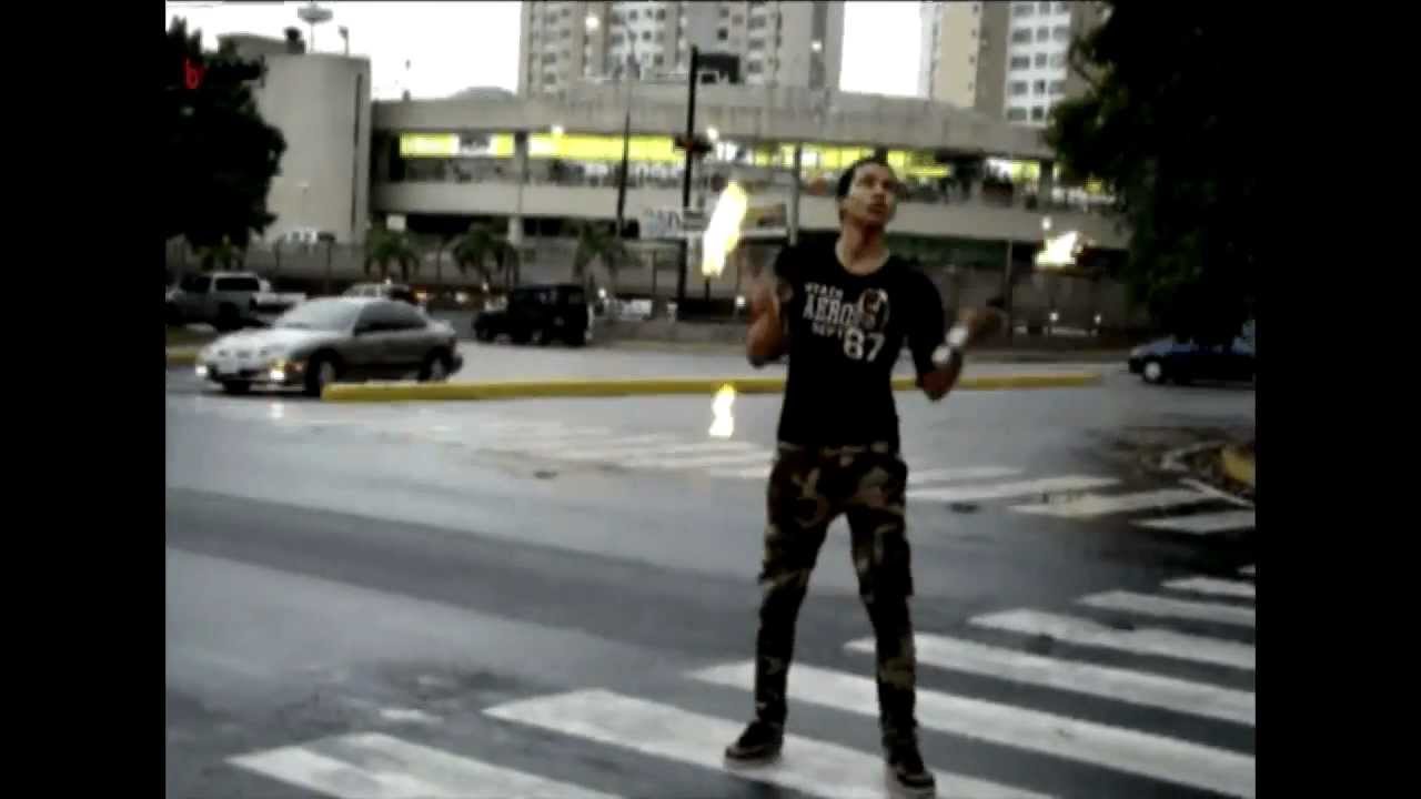 Microdocumental  "Circo de Calle Malabares" en Valencia Shopping Center