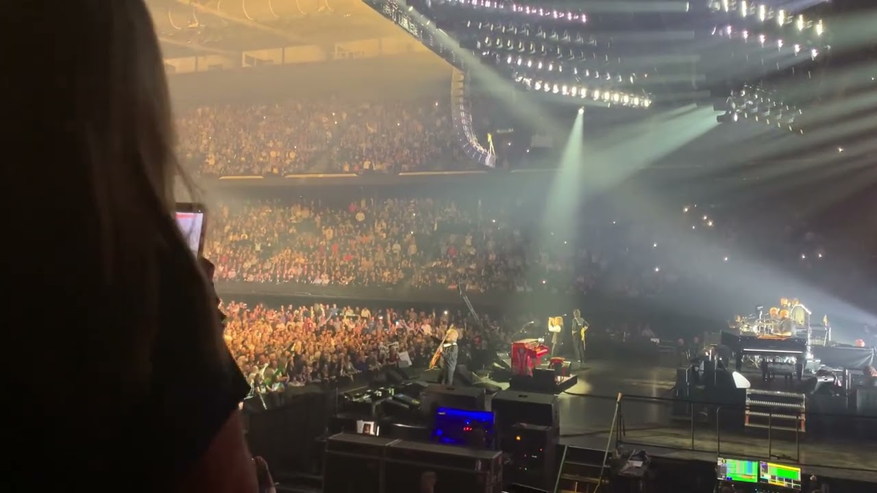 Paul McCartney: Hey Jude (Hamilton, Ontario)
