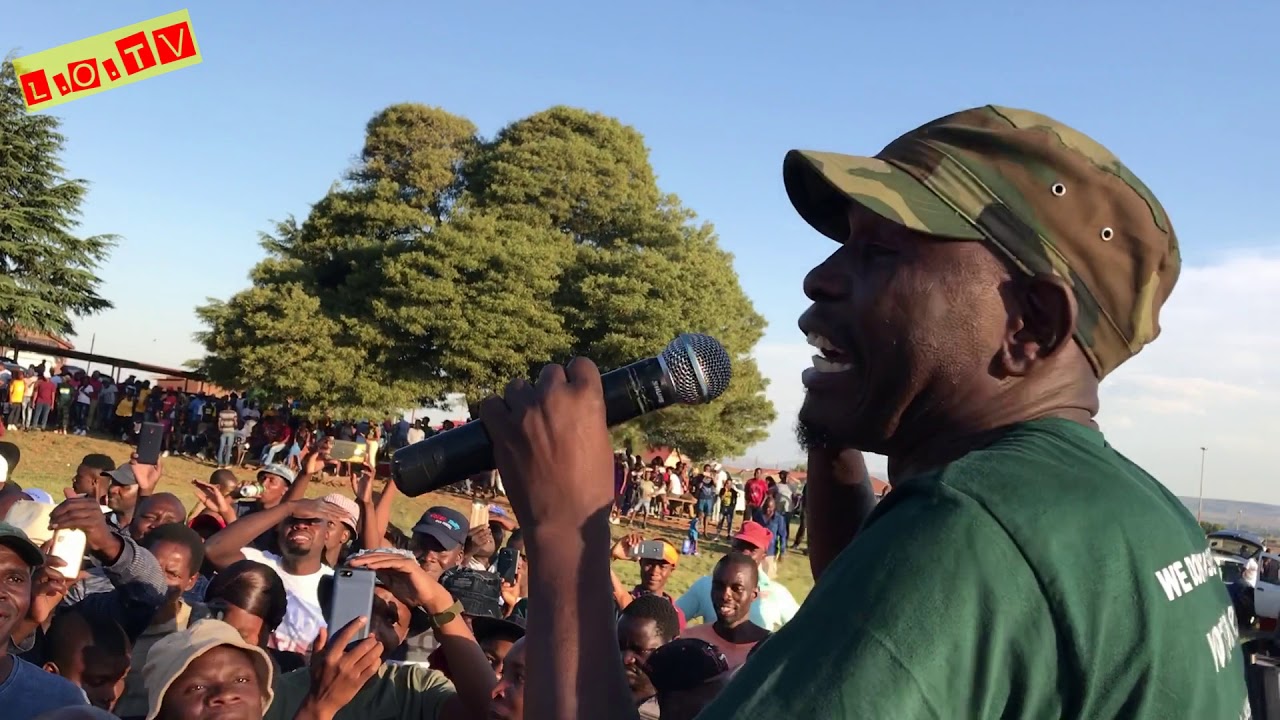 Khakhathi - nama ya mbutshi tshopani  ( vha musanda vho dodza marukhu tshepisi)