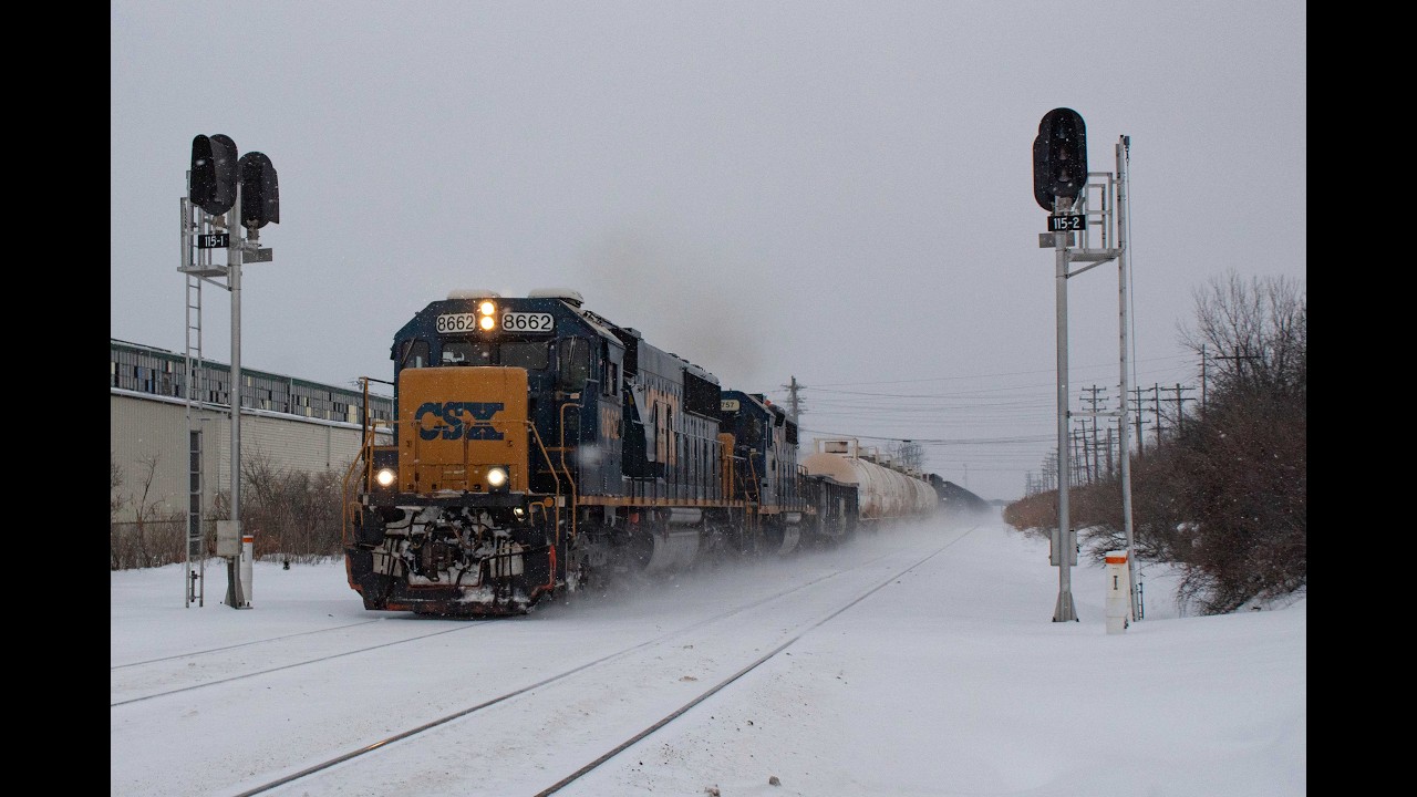 EMD Power! SD50-3 and GP38-2 Duo on the Niagara!
