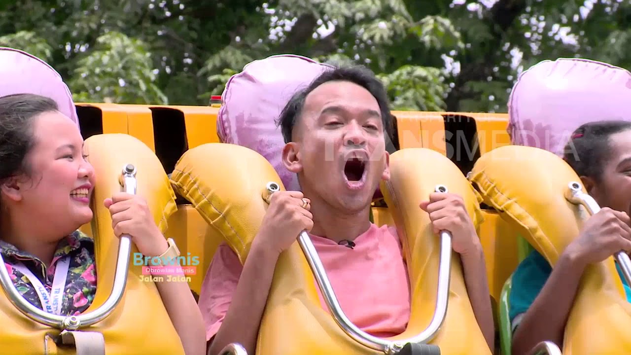 BROWNIS - Ayu Takut  Naik Wahana Tornado (25/3/18) Part 2