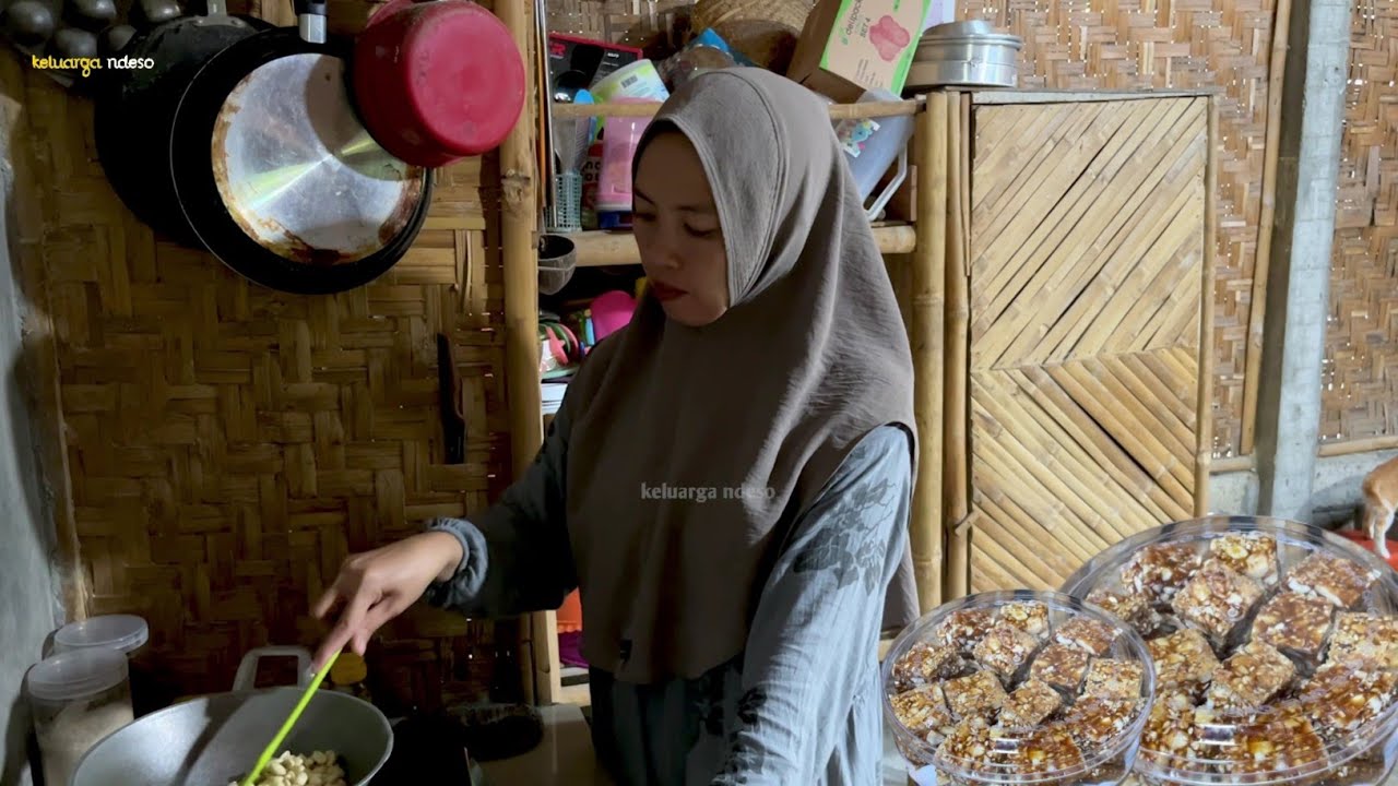 Membuat kue lebaran, geti kacang wijen,enting enting kacang, manis renyah mudah cara bikin nya
