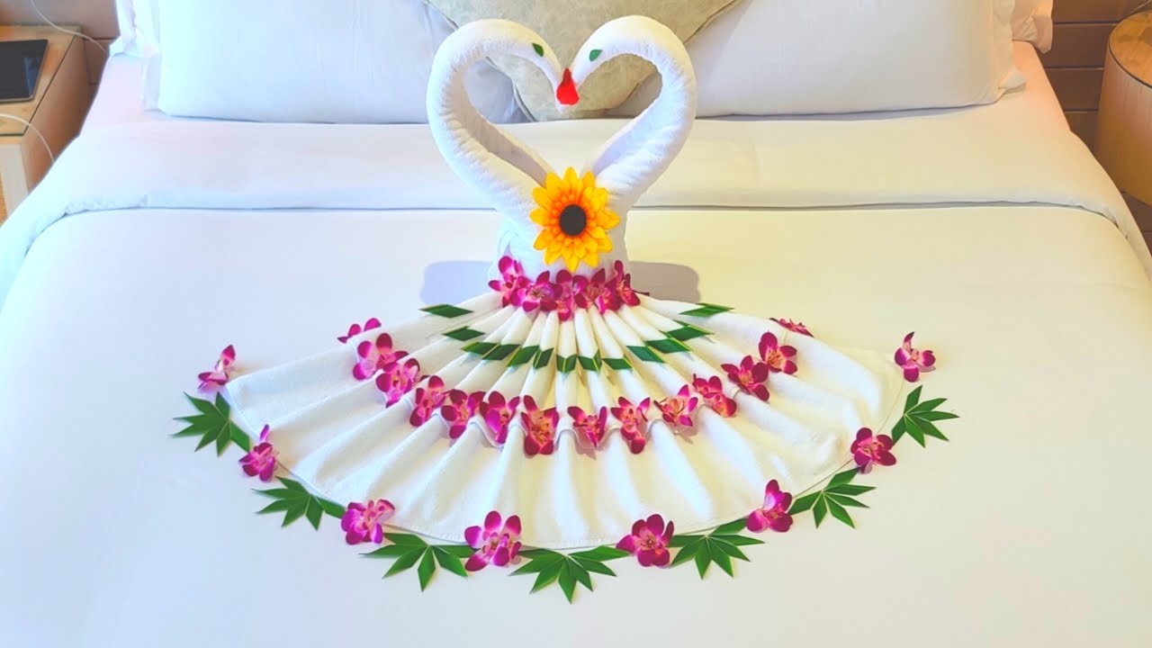 bed decorating ideas || Towels making swan || AR LOVE