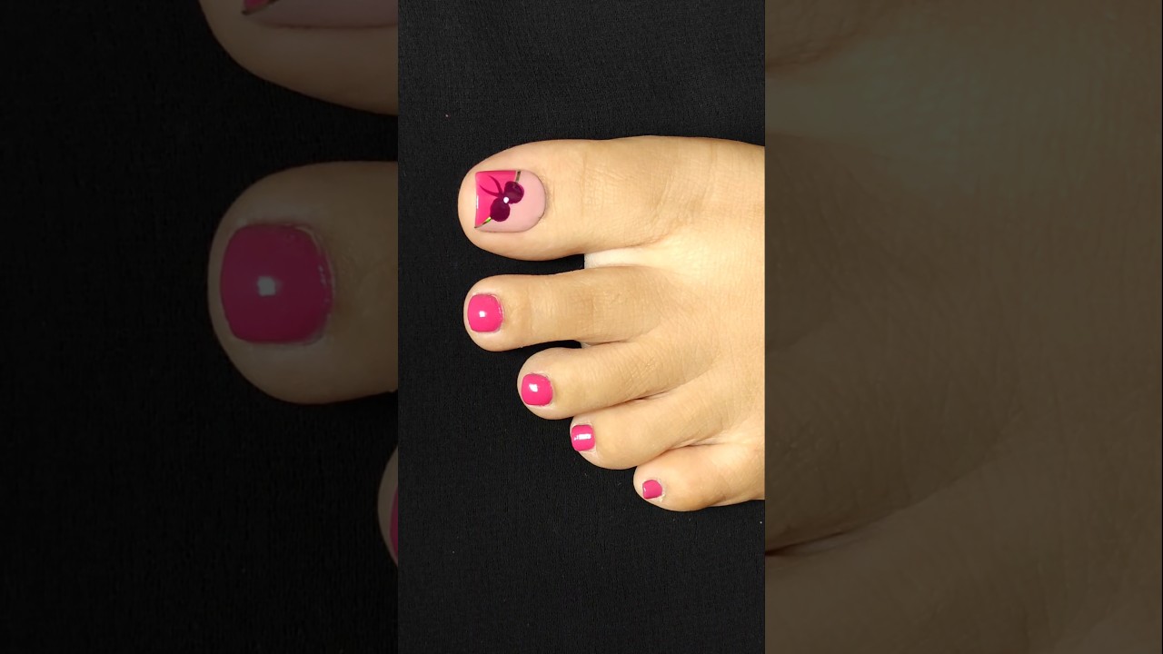Pretty foot nail design #toenailart #feetnail #pedicure #nails #foot #naildesign #viralvideo #toe