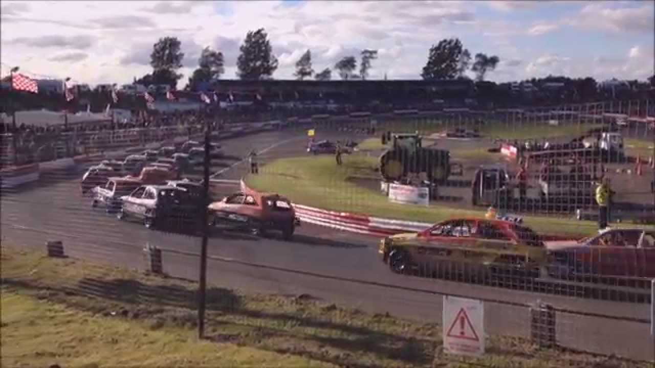 World 1300 Saloon Final at Hednesford Raceway 2015