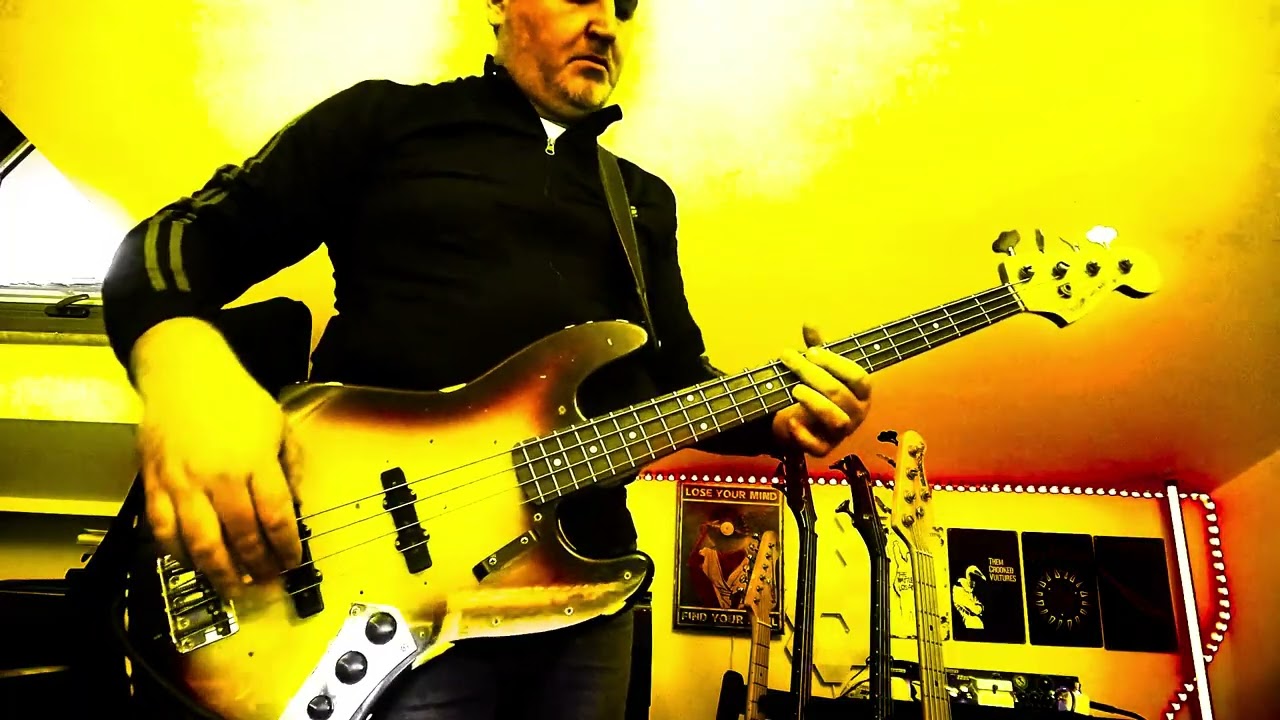 Charlie - Red Hot Chili Peppers - #rhcpcovers #fenderrelic #charliebasscover