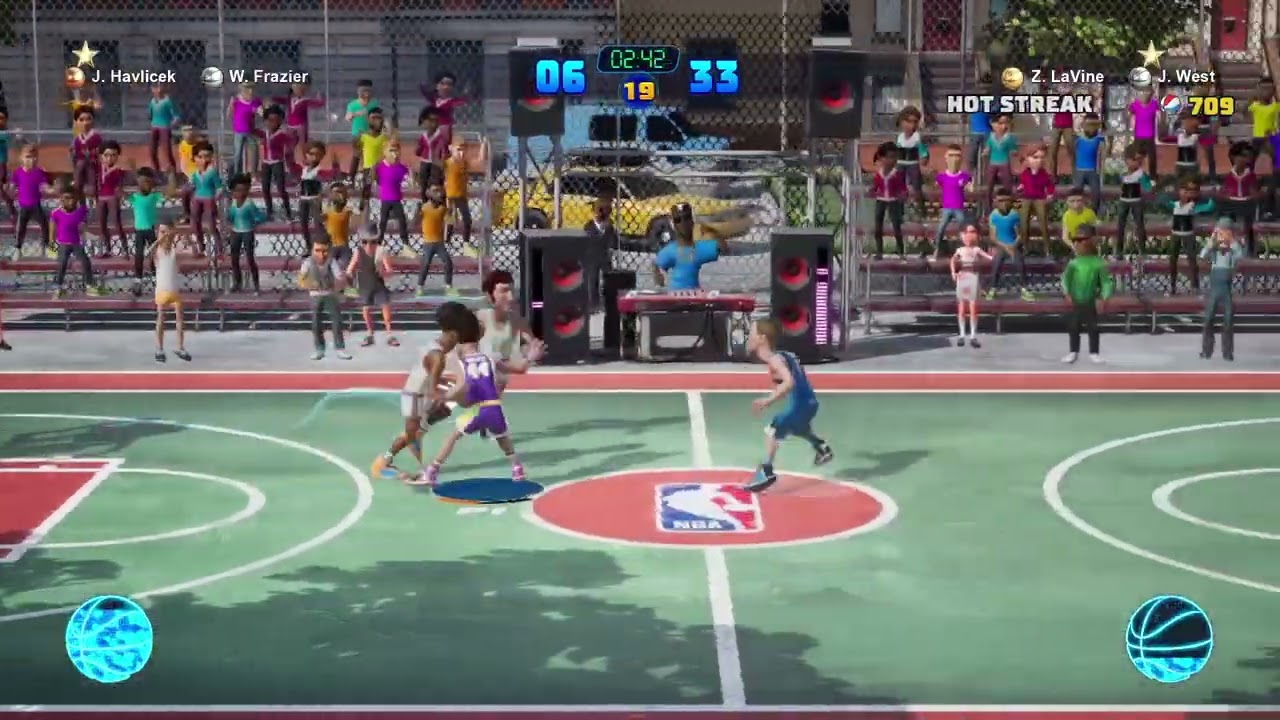 Nba 2k playgrounds Jerry West and Zach LaVine VS Walt Frazier And John Havlicek!