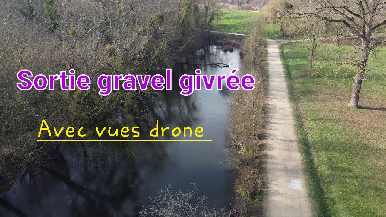 Sortie Gravel givrée en forêt.