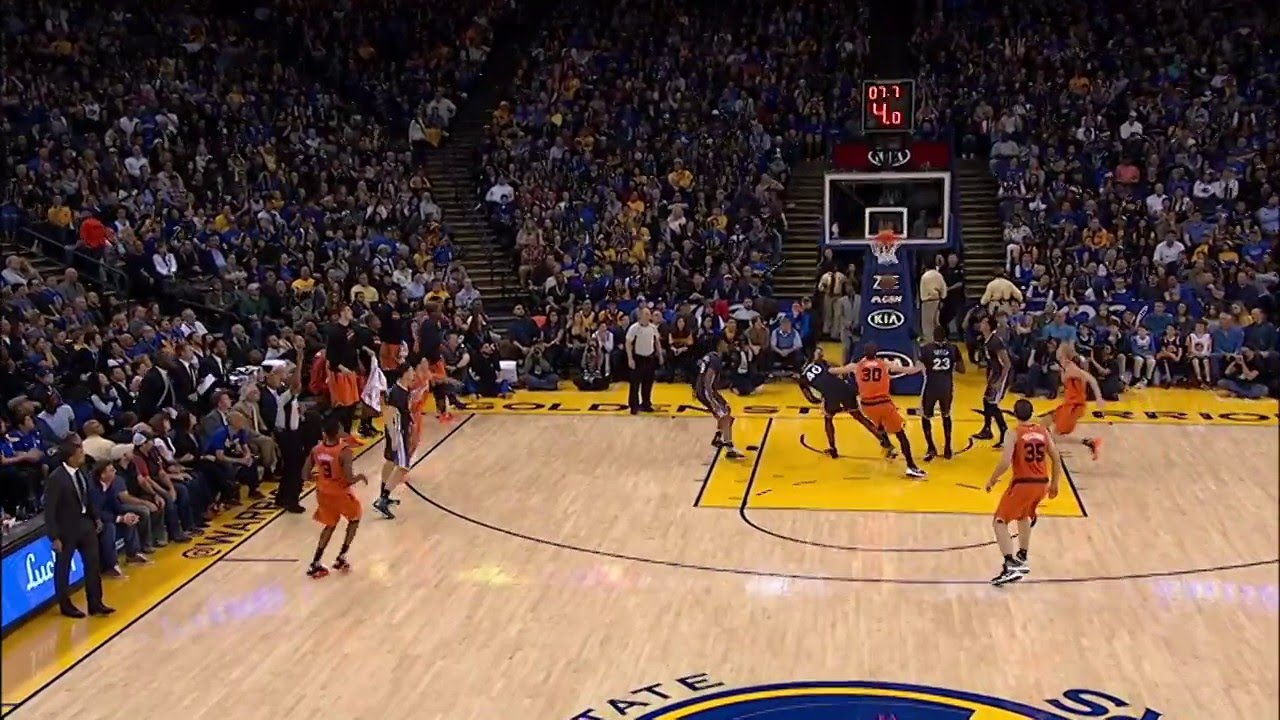 Brandon Knight Crosses Over Klay Thompson