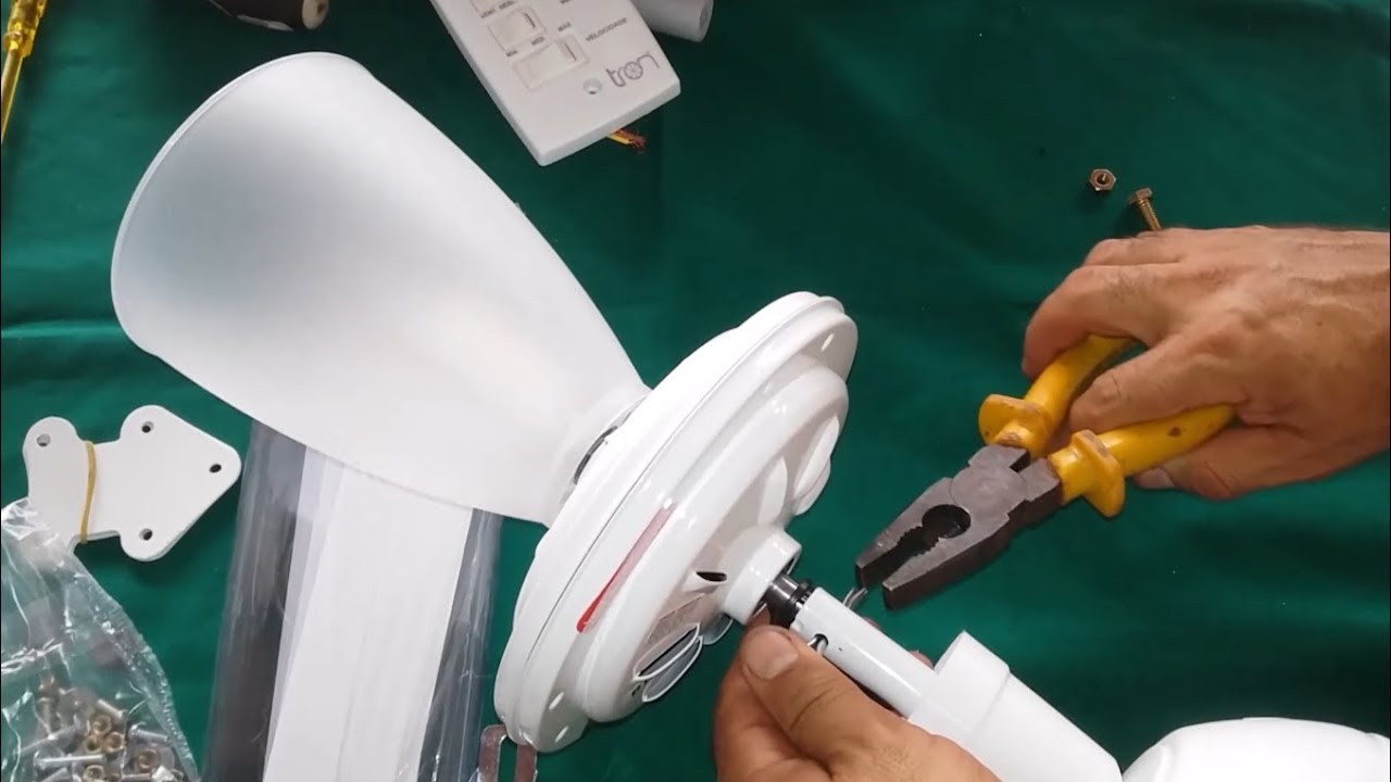 Montagem e instalação de ventilador de teto