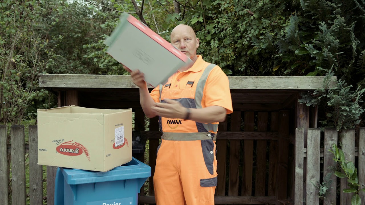 #3 Sauber informiert: Papiertonne