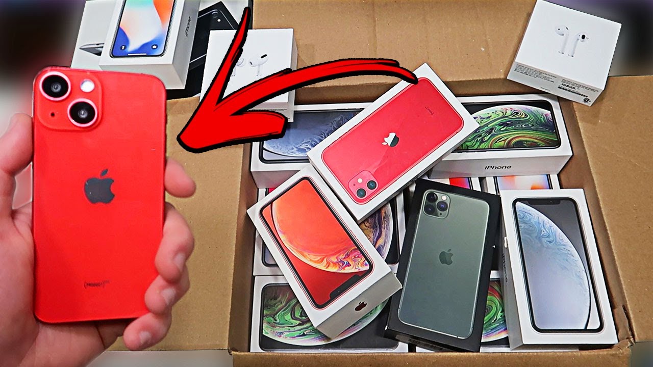 Found a Red IPhone 13 Pro! Dumpster Diving at The Apple Store!!